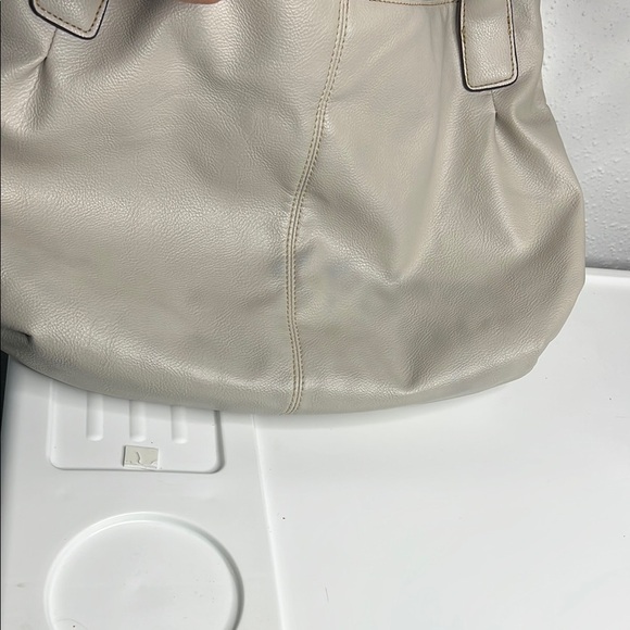 Nine West Gray Shoulder Bag with Hobo Style - Picture 5 of 6